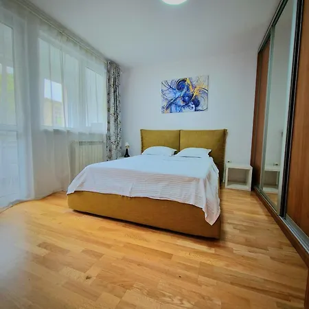 דירה Old Town Oasis - Secured Parking Nearby - Self Check In - Metro Station At 1min