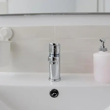 דירה Old Town Oasis - Secured Parking Nearby - Self Check In - Metro Station At 1min