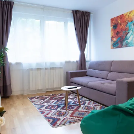 Daire Old Town Oasis - Secured Parking Nearby - Self Check In - Metro Station At 1min *